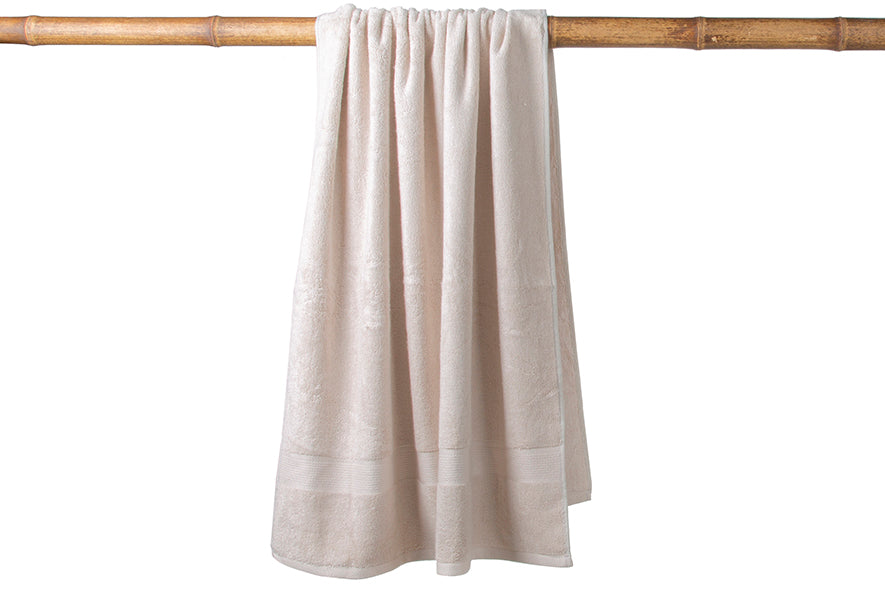 http://bamboahome.com/cdn/shop/products/bamboa-bamboo-bathtowel-cream.jpg?v=1593662912