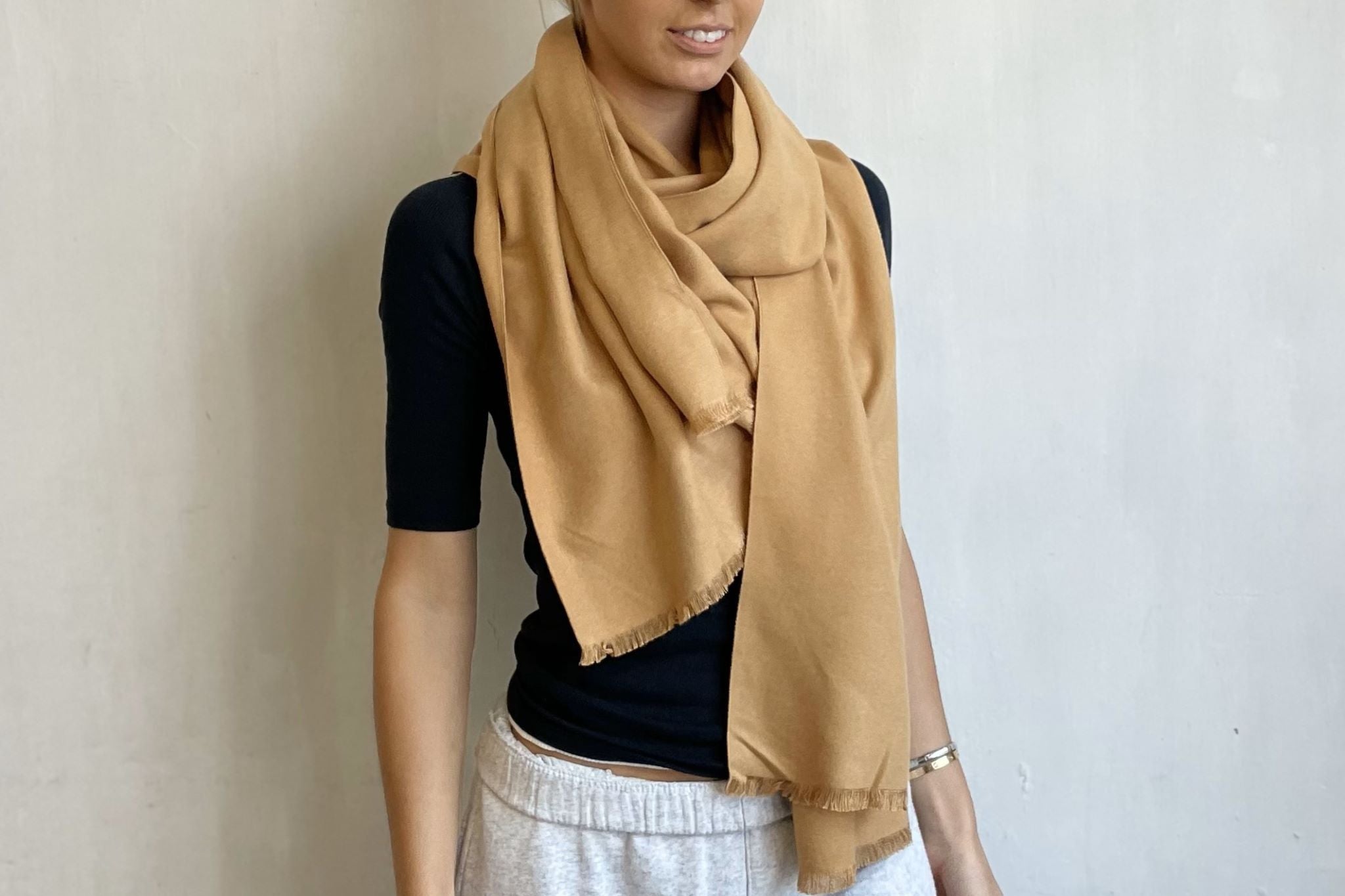 CLEMENTIA - Bamboo Fiber Scarf