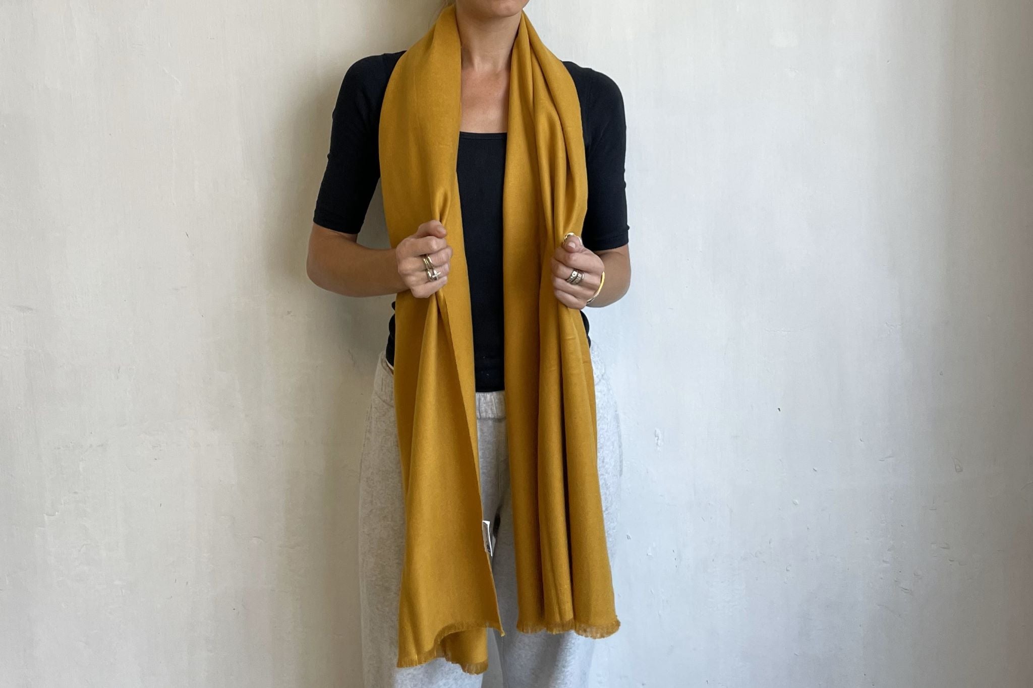 CLEMENTIA - Bamboo Fiber Scarf