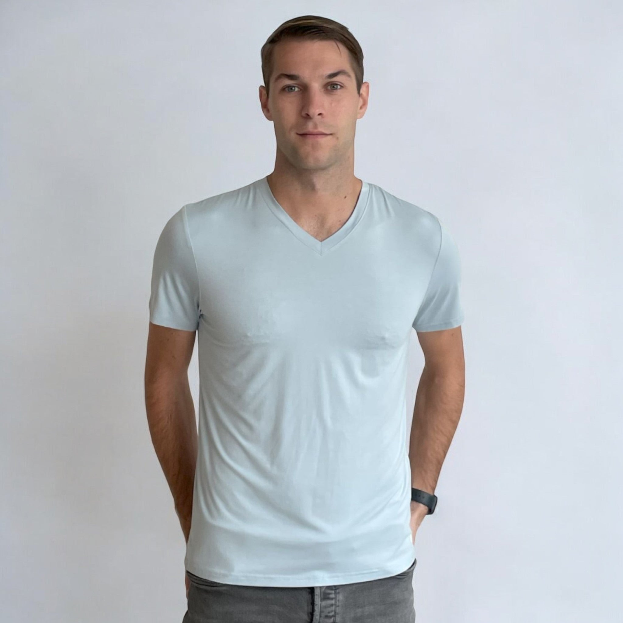 SOFTEE - Bamboa Men's Bamboo V Neck T-shirt