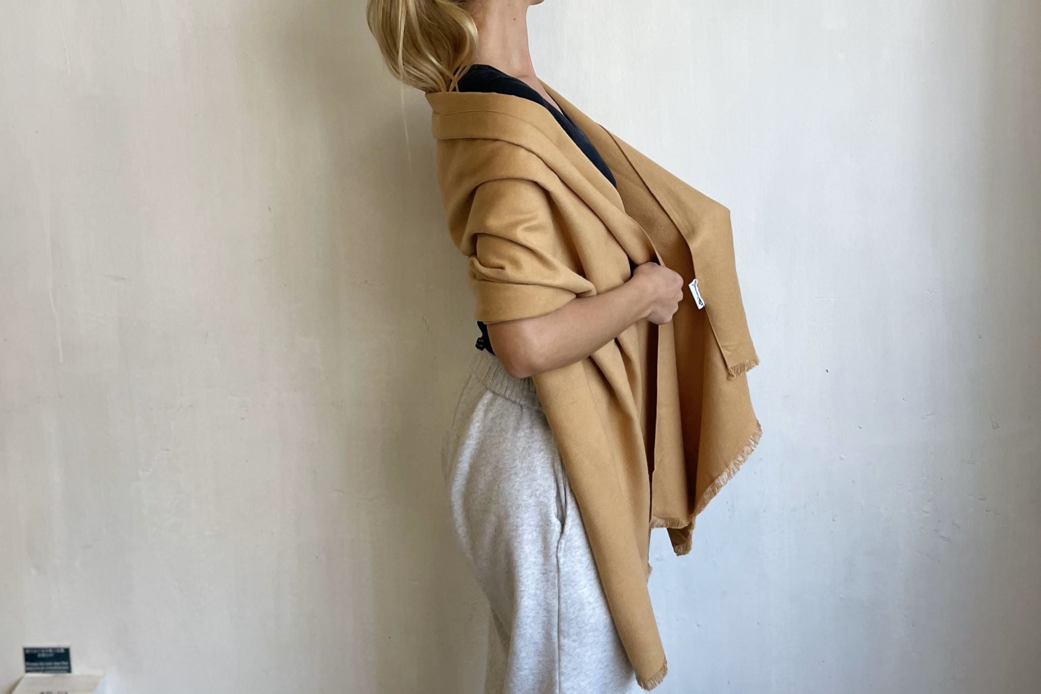 CLEMENTIA - Bamboo Fiber Scarf