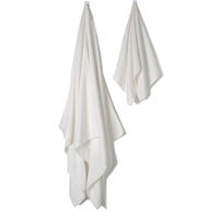 Bamboa towels made of 100% bamboo for an eco-firendly and organic home. Available in white.