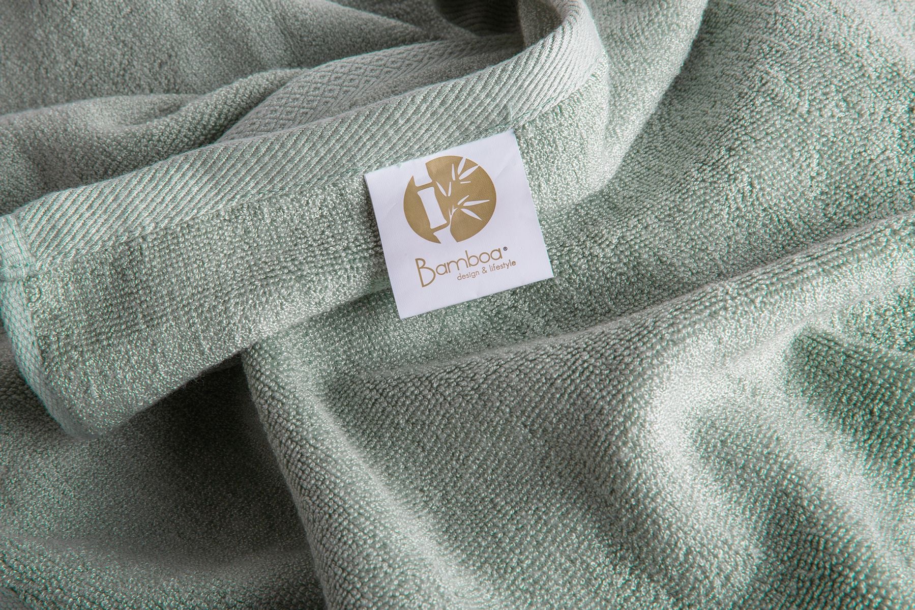 Bamboa towels made of 100% bamboo for an eco-firendly and organic home. Available in green.